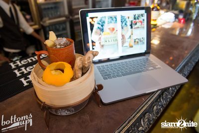 ปาร์ตี้คืนวันเสาร์ ที่ร้าน บ็อทท่อมส์ อัพ, ทองหล่อ — photo 124