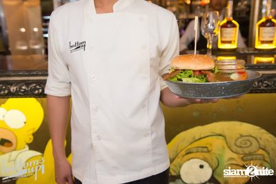 ปาร์ตี้คืนวันเสาร์ ที่ร้าน บ็อทท่อมส์ อัพ, ทองหล่อ — photo 132