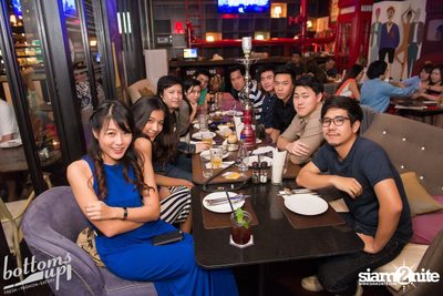 ปาร์ตี้คืนวันเสาร์ ที่ร้าน บ็อทท่อมส์ อัพ, ทองหล่อ — photo 157