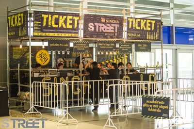 Singha S-treet with Seal Pillow, Polycat & Gene Kasidit — photo 2