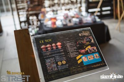 Singha S-treet with Seal Pillow, Polycat & Gene Kasidit — photo 23