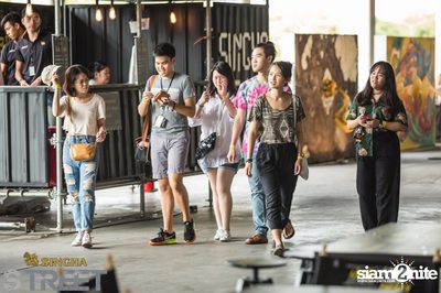 Singha S-treet with Seal Pillow, Polycat & Gene Kasidit — photo 34