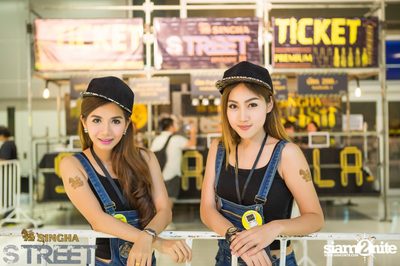 Singha S-treet with Seal Pillow, Polycat & Gene Kasidit — photo 131