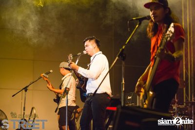 Singha S-treet with Seal Pillow, Polycat & Gene Kasidit — photo 146