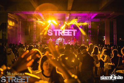 Singha S-treet with Seal Pillow, Polycat & Gene Kasidit — photo 164