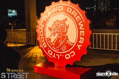 Singha S-treet with Seal Pillow, Polycat & Gene Kasidit — photo 187