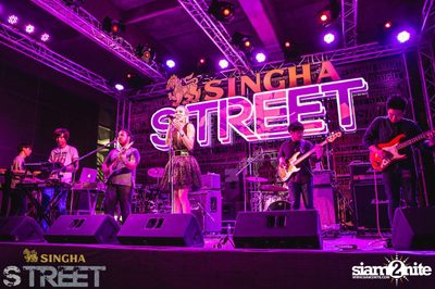 Singha S-treet with Seal Pillow, Polycat & Gene Kasidit — photo 195