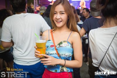 Singha S-treet with Seal Pillow, Polycat & Gene Kasidit — photo 210