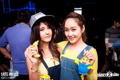 Bello Bholly BParty ที่ร้าน เซฟเฮ้าส์ ทองหล่อ — photo 3