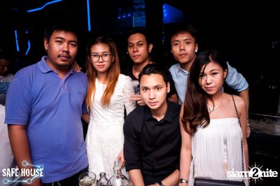 Bello Bholly BParty ที่ร้าน เซฟเฮ้าส์ ทองหล่อ — photo 14