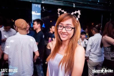 Bello Bholly BParty ที่ร้าน เซฟเฮ้าส์ ทองหล่อ — photo 15