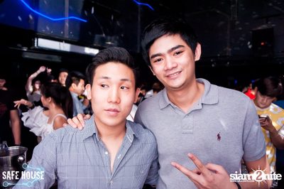 Bello Bholly BParty ที่ร้าน เซฟเฮ้าส์ ทองหล่อ — photo 24