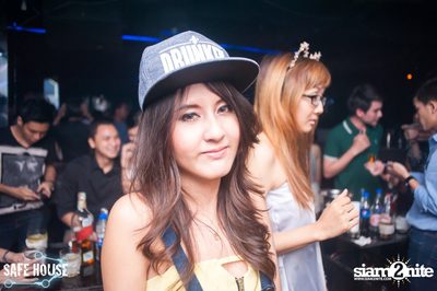 Bello Bholly BParty ที่ร้าน เซฟเฮ้าส์ ทองหล่อ — photo 58