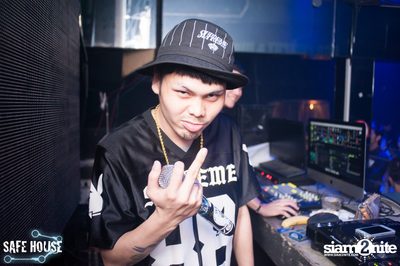 Bello Bholly BParty ที่ร้าน เซฟเฮ้าส์ ทองหล่อ — photo 71
