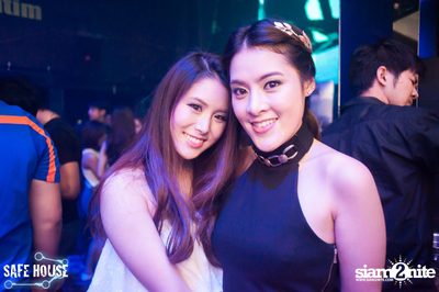 Bello Bholly BParty ที่ร้าน เซฟเฮ้าส์ ทองหล่อ — photo 74