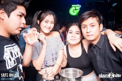 Bello Bholly BParty ที่ร้าน เซฟเฮ้าส์ ทองหล่อ — photo 94