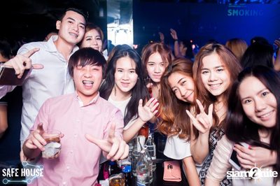 Bello Bholly BParty ที่ร้าน เซฟเฮ้าส์ ทองหล่อ — photo 95