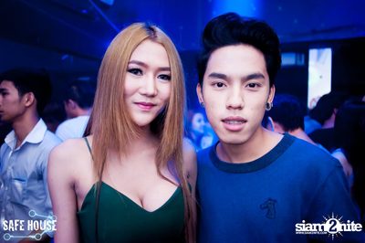 Bello Bholly BParty ที่ร้าน เซฟเฮ้าส์ ทองหล่อ — photo 109