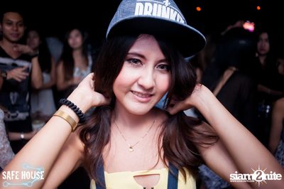Bello Bholly BParty ที่ร้าน เซฟเฮ้าส์ ทองหล่อ — photo 114