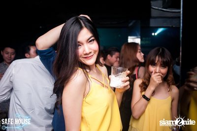 Bello Bholly BParty ที่ร้าน เซฟเฮ้าส์ ทองหล่อ — photo 118
