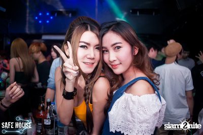 Bello Bholly BParty ที่ร้าน เซฟเฮ้าส์ ทองหล่อ — photo 127