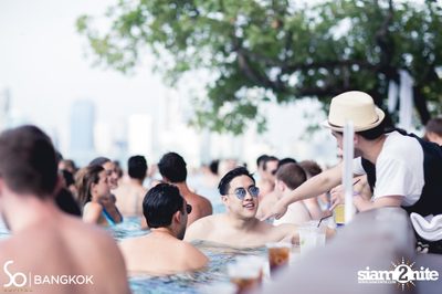 SO POOL PARTY ที่ เดอะ วอเตอร์ คลับ,โซฟิเทล โซ — photo 39