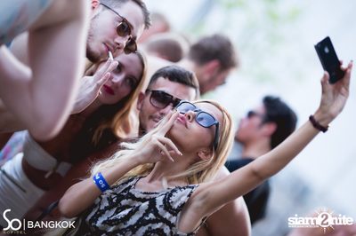 SO POOL PARTY ที่ เดอะ วอเตอร์ คลับ,โซฟิเทล โซ — photo 109