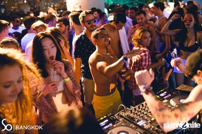 SO POOL PARTY ที่ เดอะ วอเตอร์ คลับ,โซฟิเทล โซ — photo 116