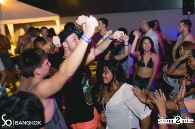 SO POOL PARTY ที่ เดอะ วอเตอร์ คลับ,โซฟิเทล โซ — photo 126