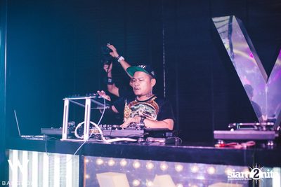 W Bangkok presents Spin Your Way To Seoul at WOOBAR — photo 136