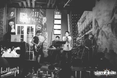 Saturday Night at BottomsUp, Thonglor — photo 3