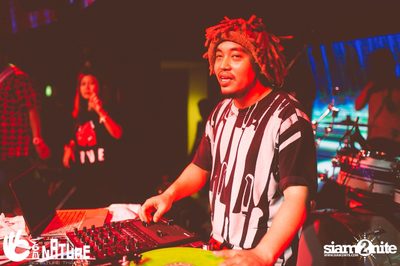 Signature Pub presents Joey Boy, Rangsit — photo 32