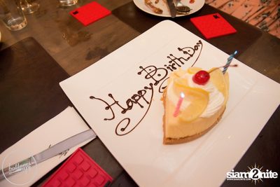 Saturday Night at BottomsUp, Thonglor — photo 28