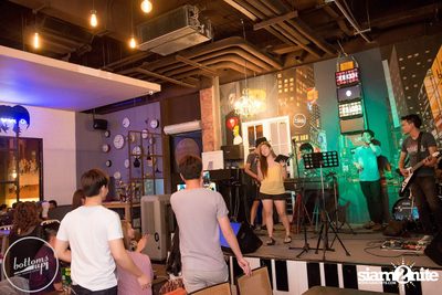 Saturday Night at BottomsUp, Thonglor — photo 68