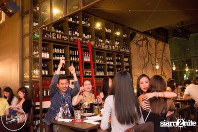 Saturday Night at BottomsUp, Thonglor — photo 80