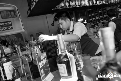 Saturday Night at BottomsUp, Thonglor — photo 97