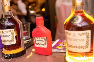 Saturday Night at BottomsUp, Thonglor — photo 99