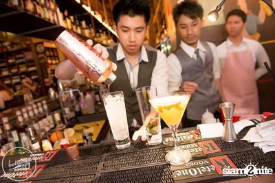 Saturday Night at BottomsUp, Thonglor — photo 101