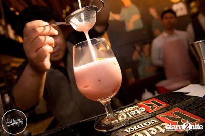 Saturday Night at BottomsUp, Thonglor — photo 104