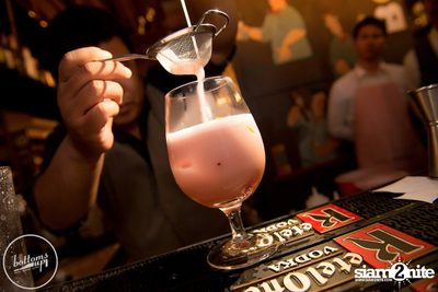 Saturday Night at BottomsUp, Thonglor — photo 105