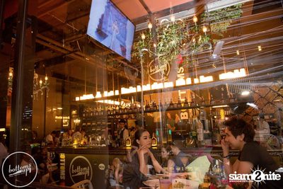 Saturday Night at BottomsUp, Thonglor — photo 110