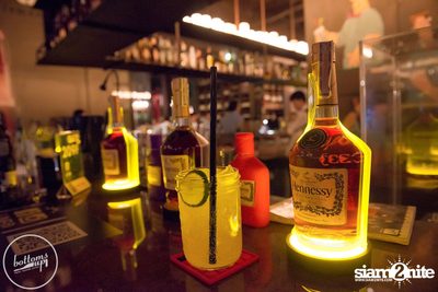Saturday Night at BottomsUp, Thonglor — photo 121