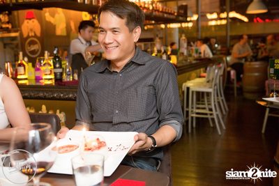Saturday Night at BottomsUp, Thonglor — photo 126