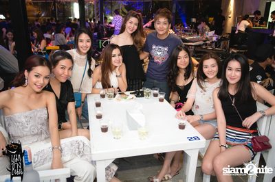 Polycat Live Concert at Roadsidedog, Praditmanutam Road — photo 34