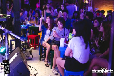 Polycat Live Concert at Roadsidedog, Praditmanutam Road — photo 53
