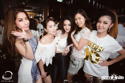 10th Anniversary White Party at Nunglen & Escobar — photo 45