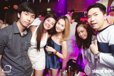 10th Anniversary White Party at Nunglen & Escobar — photo 76