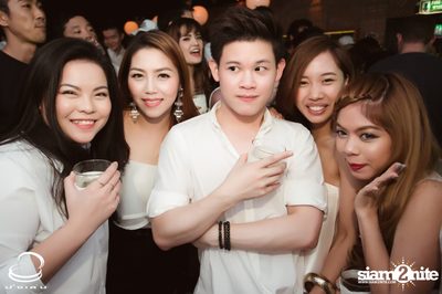 10th Anniversary White Party at Nunglen & Escobar — photo 79