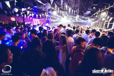 10th Anniversary White Party at Nunglen & Escobar — photo 130