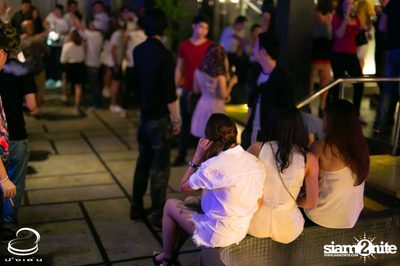 10th Anniversary White Party at Nunglen & Escobar — photo 153